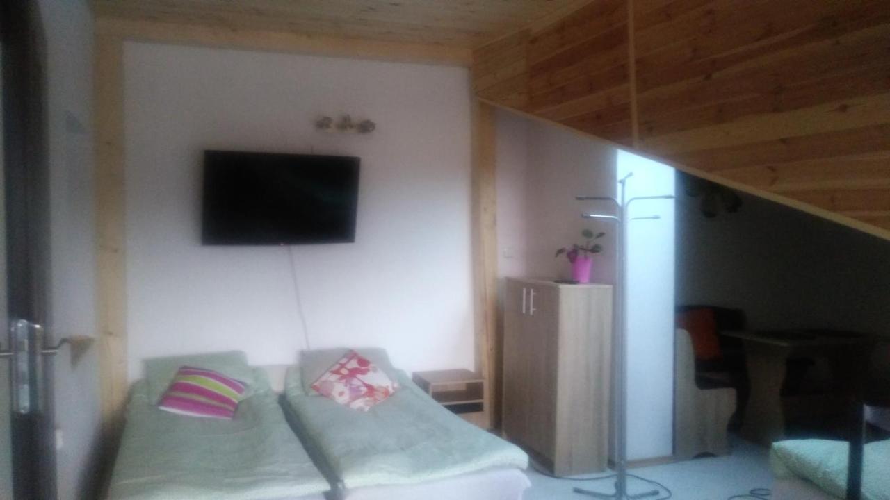 Max Apartment ชุโคโว ภายนอก รูปภาพ