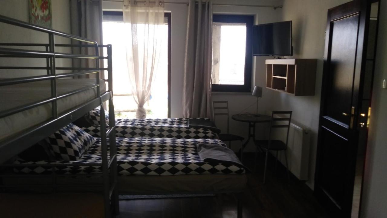 Max Apartment ชุโคโว ภายนอก รูปภาพ