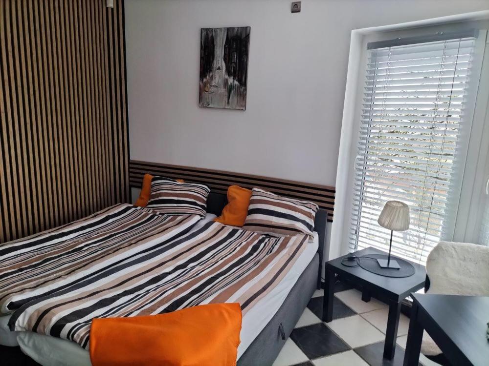 Max Apartment ชุโคโว ภายนอก รูปภาพ