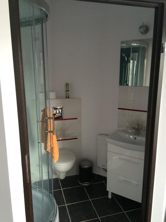 Max Apartment ชุโคโว ภายนอก รูปภาพ