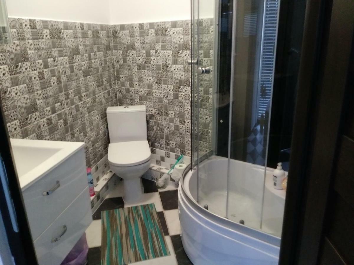 Max Apartment ชุโคโว ภายนอก รูปภาพ