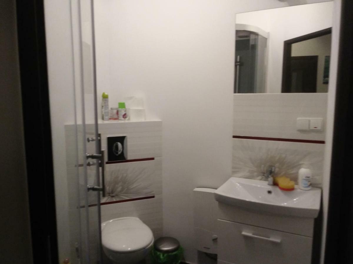 Max Apartment ชุโคโว ภายนอก รูปภาพ